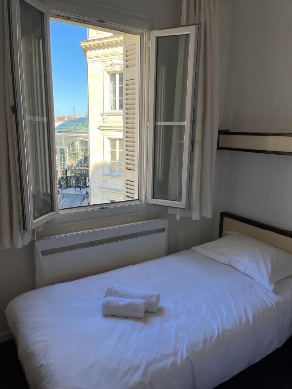 Hotel Des Grands Hommes - Bordeaux Centre image 25